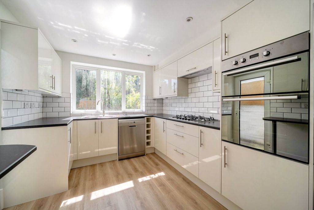 Property photo 2 of 13 Kitchen