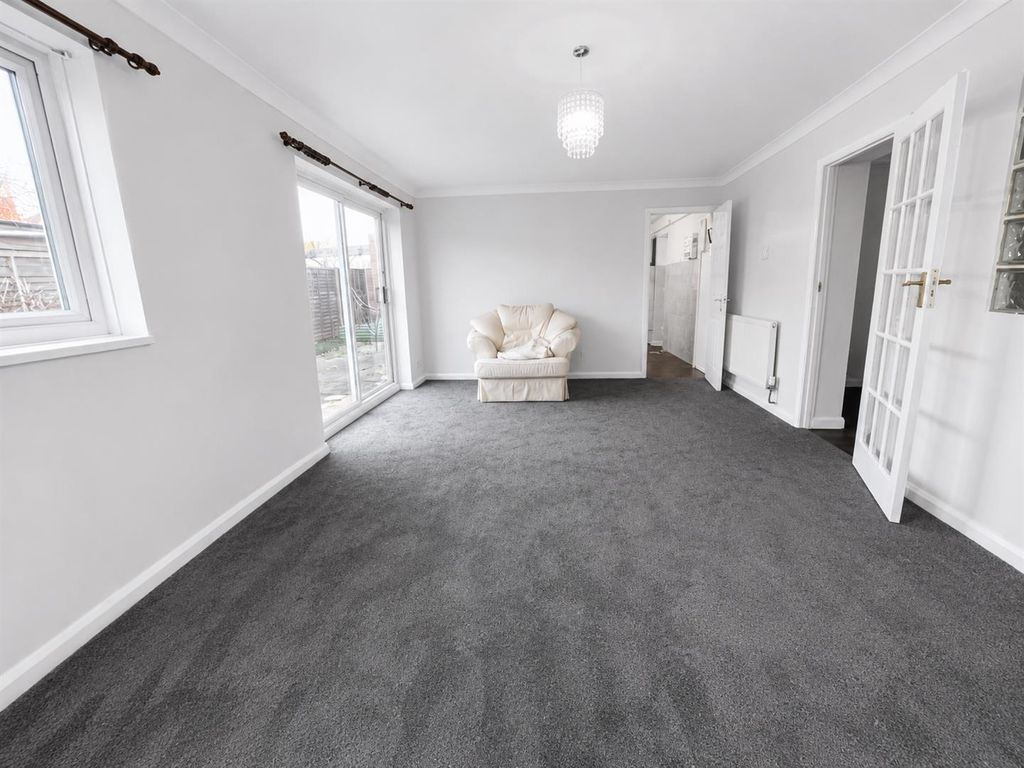 Property photo 2 of 10 54Cdcebe-Bce5-4d71-9079-3F7d3Cfa203B.Png