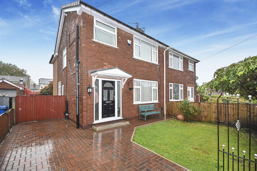 Property photo 1 of 26 Front (Exterior)