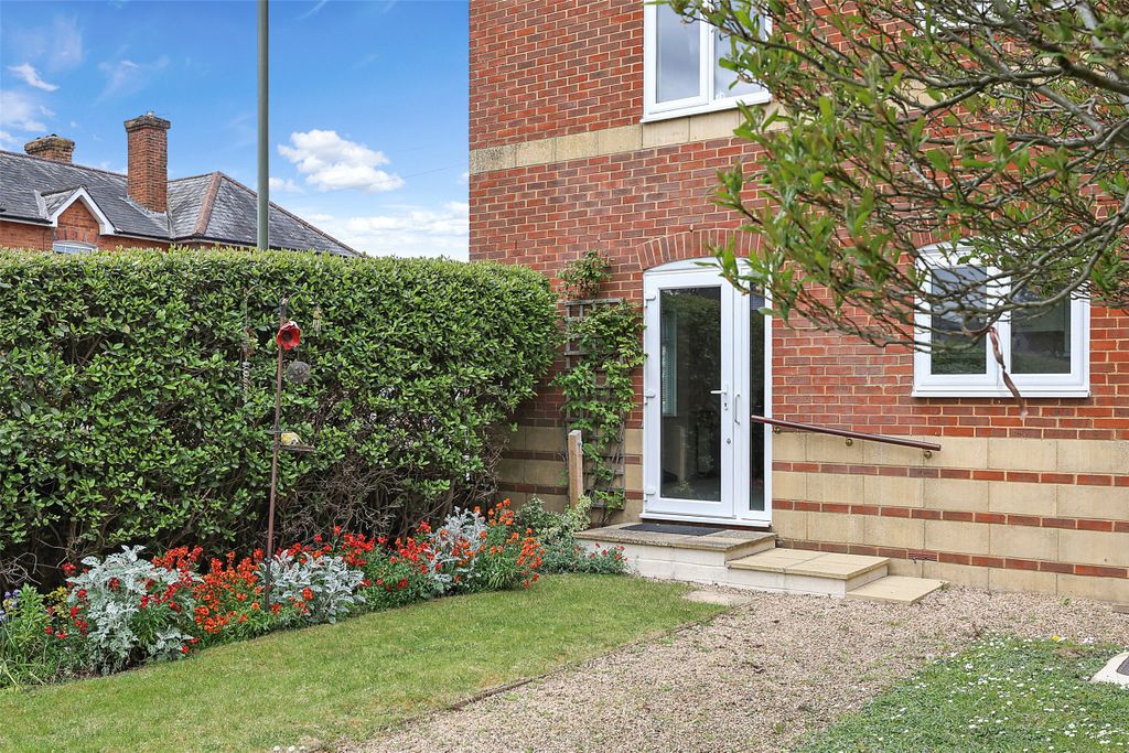 Property photo 3 of 10 Picture No. 10