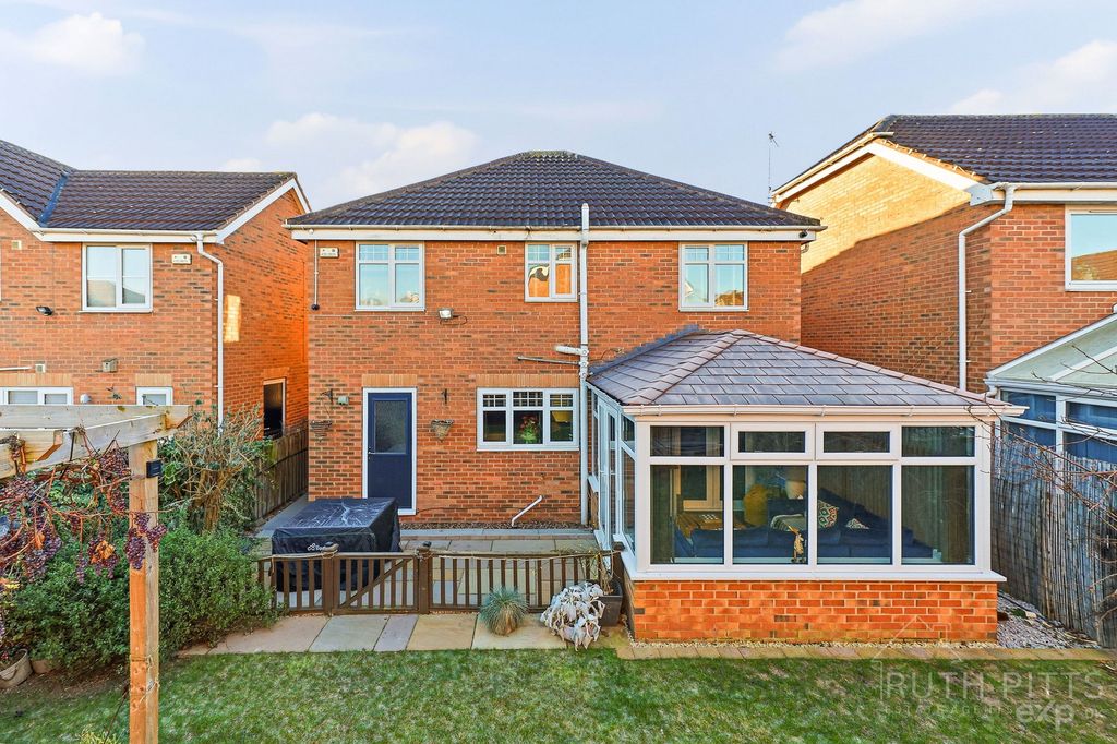 Additional image 29 of 4 bed detached house for saleGreenbank Close, Castleford WF10