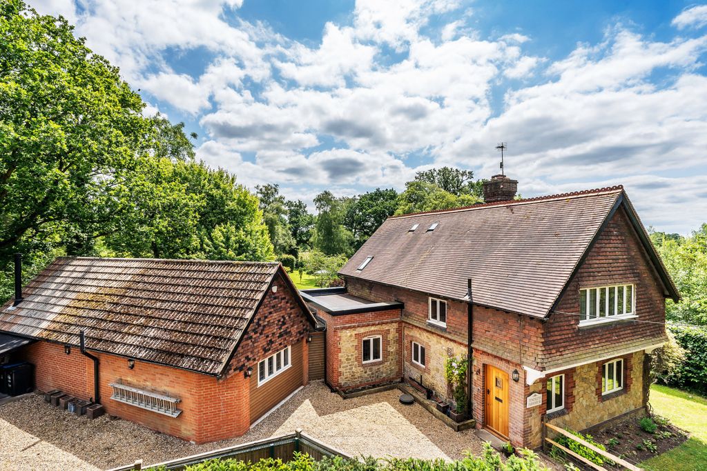 Additional image 26 of 4 bed country house for saleItchingwood Common Road, Limpsfield, Oxted, Surrey RH8