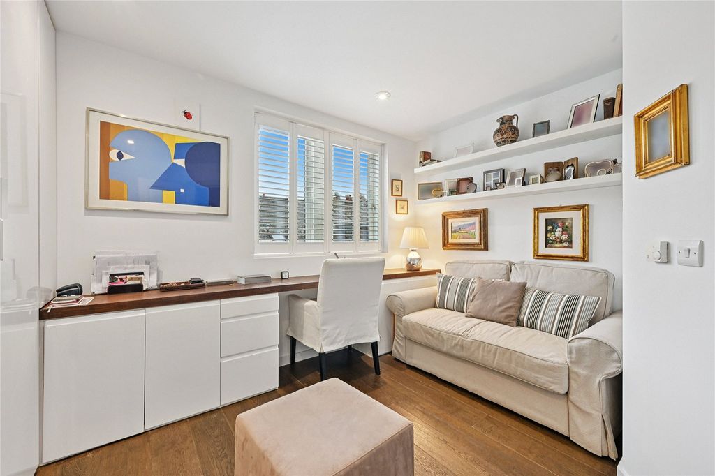 Property photo 3 of 14 Bedroom Two