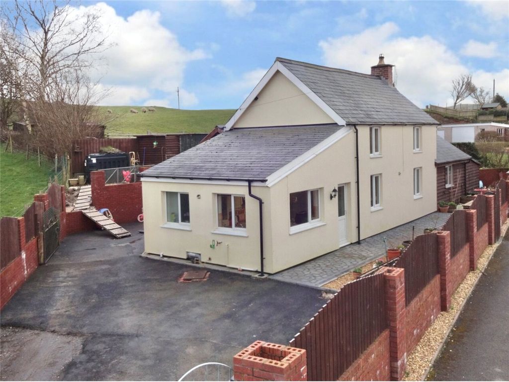 Property photo 3 of 17 Picture No. 22