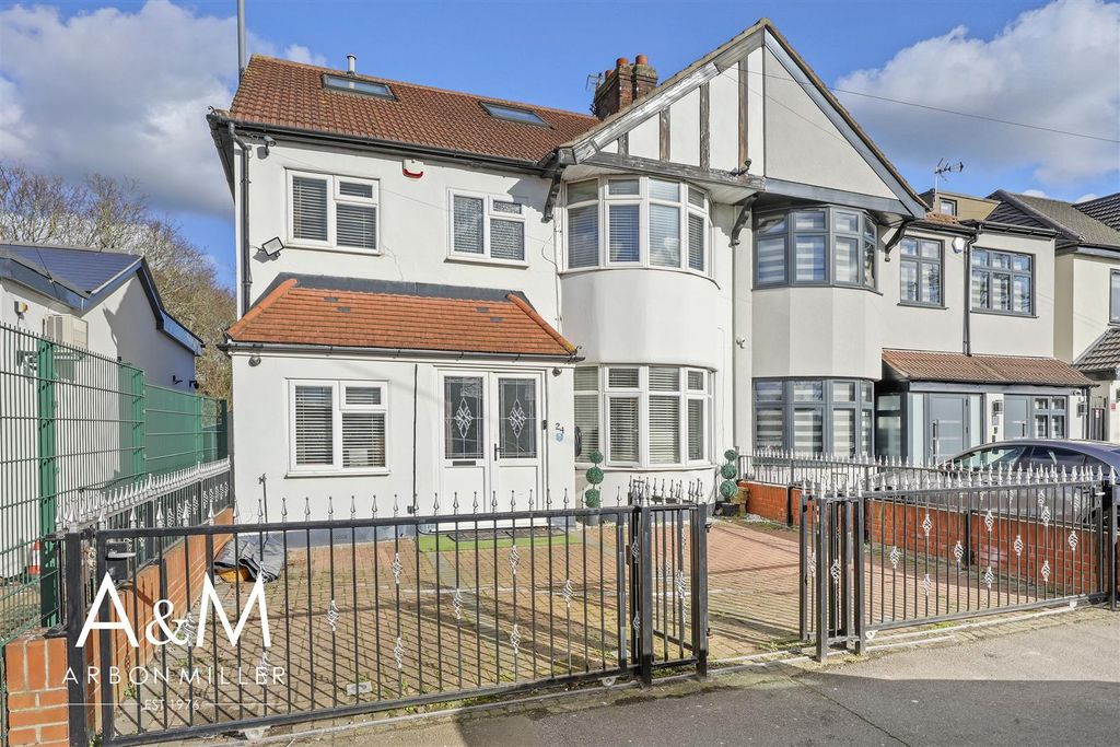 Property photo 1 of 34 4D4A6340.Jpg