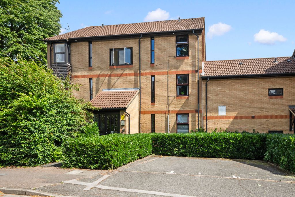 Property photo 1 of 10