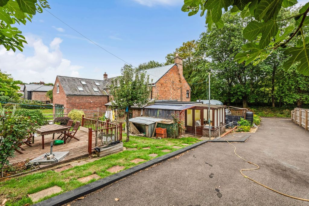Property photo 3 of 14