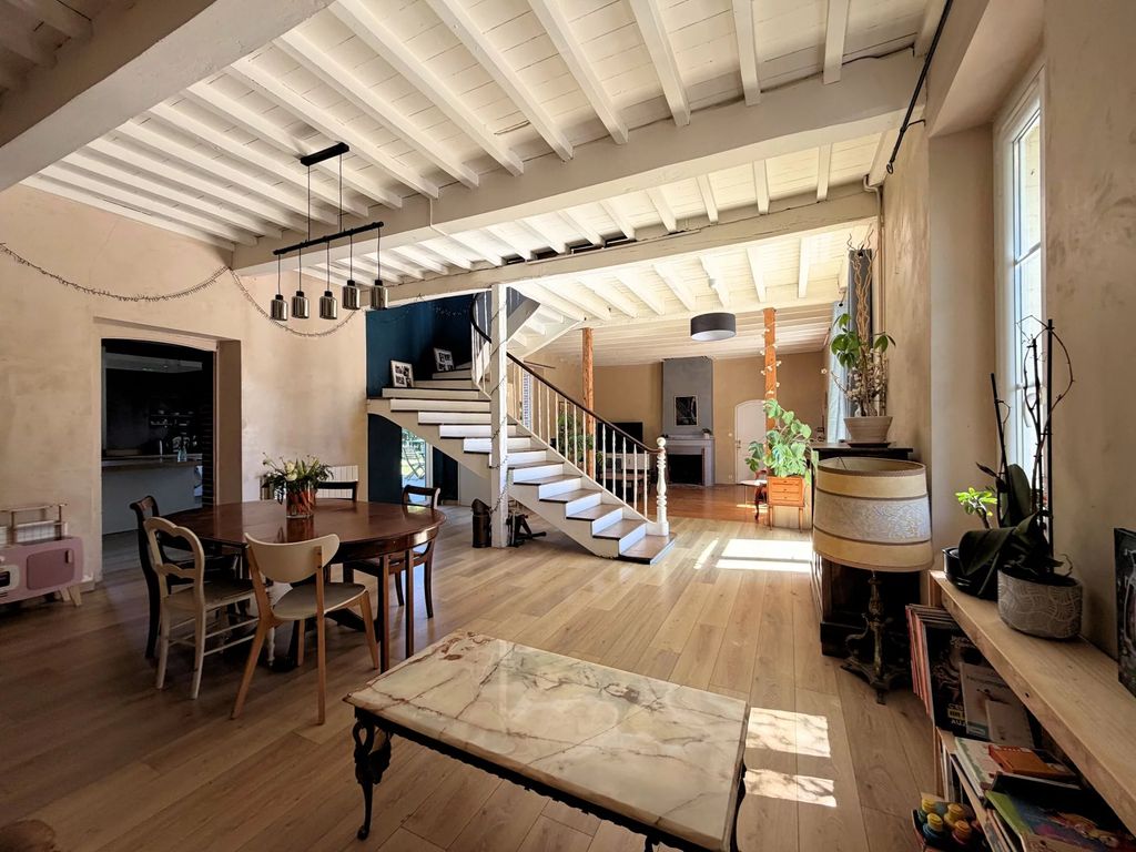 Property photo 3 of 50 4Eeb105B6E473Db7d12Aba1d332Ff038_6d71B4d280_1920-Big