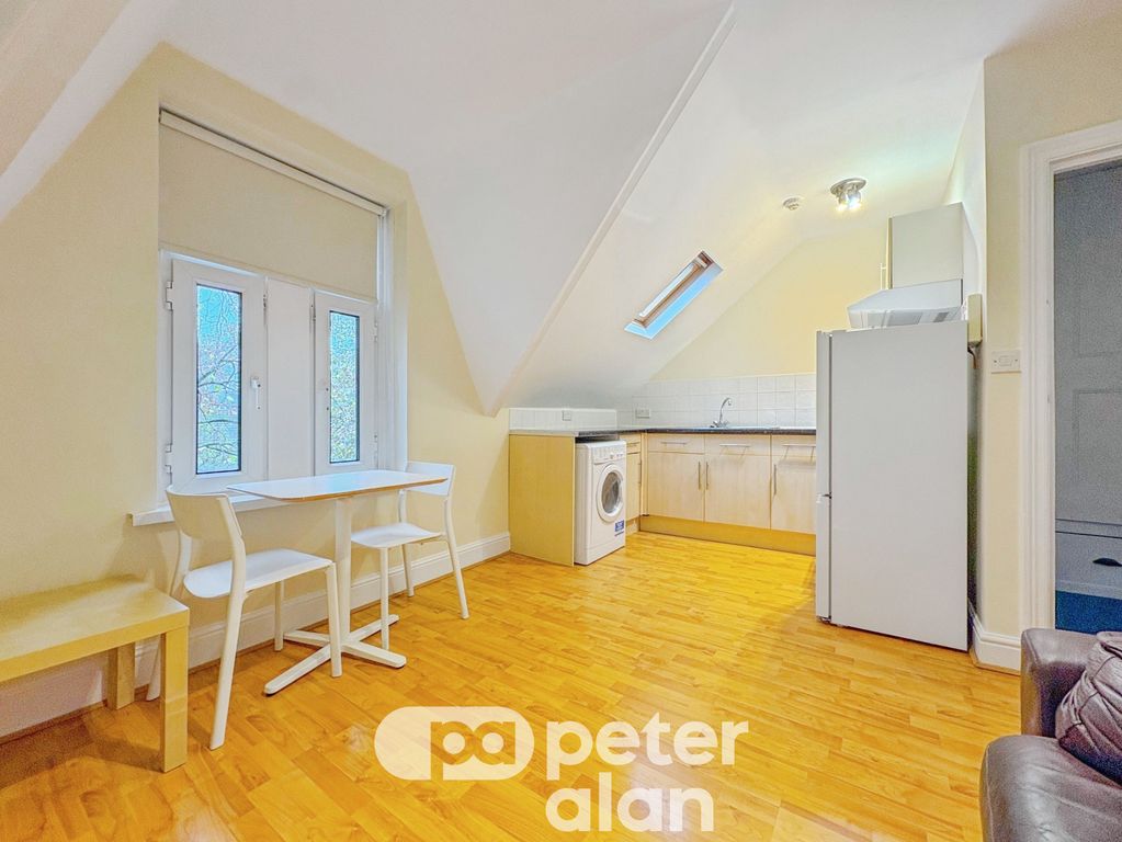 Property photo 3 of 15 Living Room