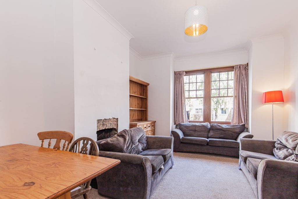 Property photo 2 of 13 140312