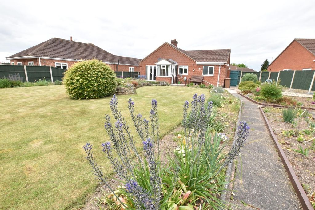 Property photo 1 of 16 Garden