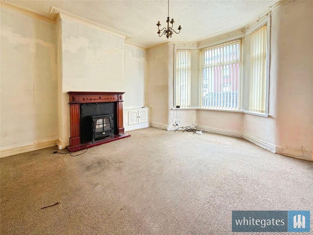 Property photo 3 of 15 Picture No. 13