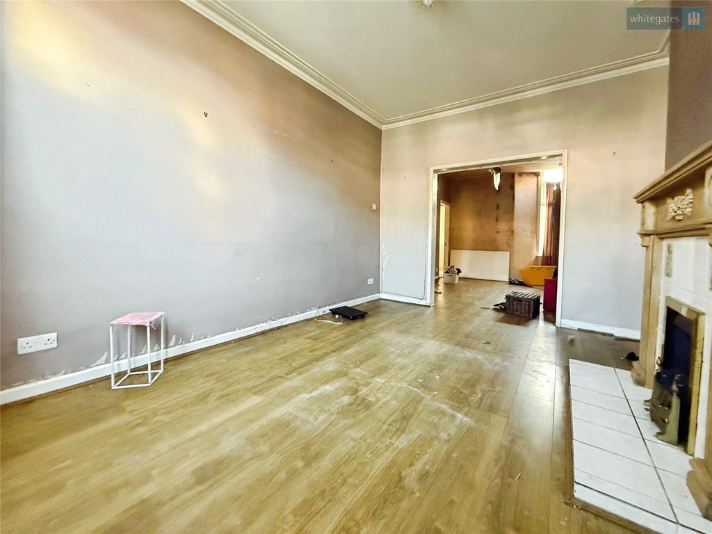 Property photo 3 of 8 Picture No. 09