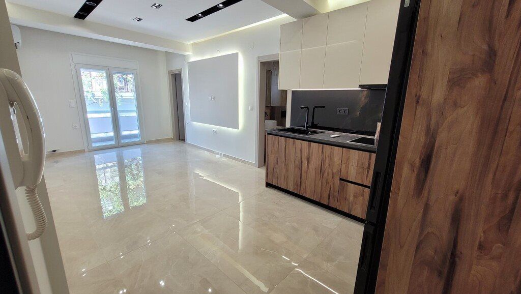 Property photo 1 of 24 For Sale Flat 56 m² In Thessaloniki