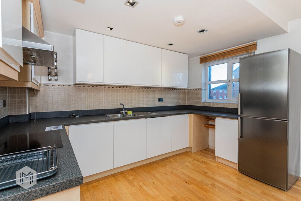 Property photo 2 of 9 Picture No. 08