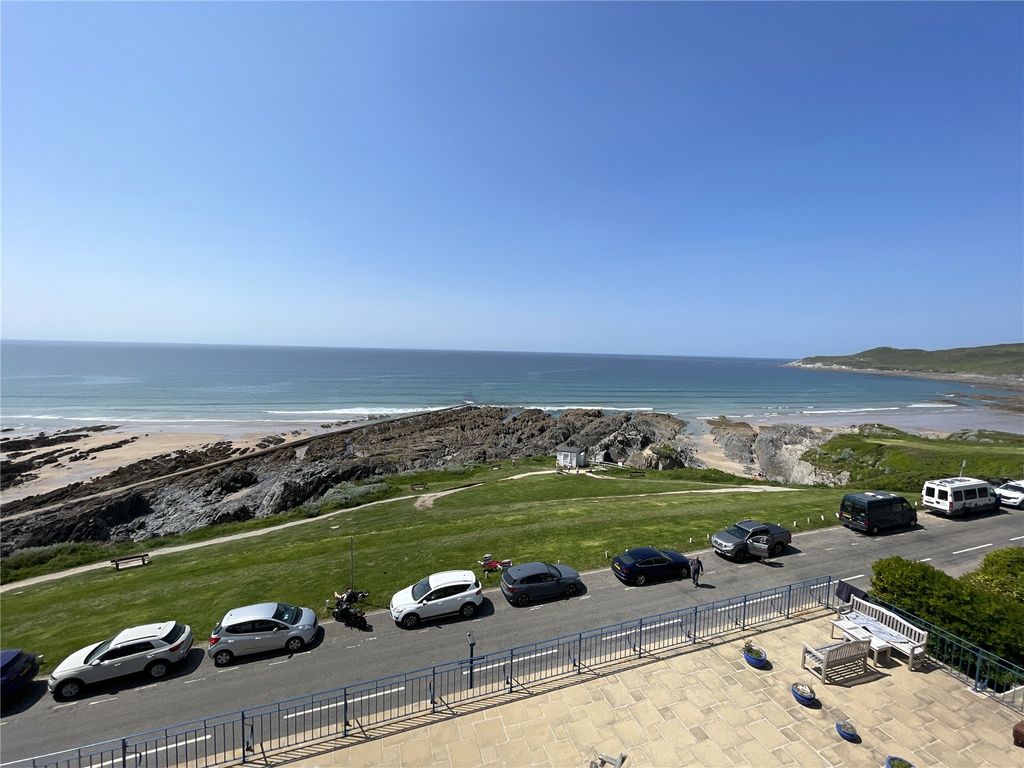 Property photo 2 of 8 Picture No. 28