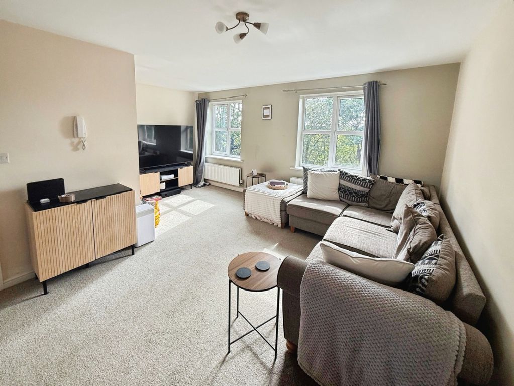 Property photo 2 of 9 4502911