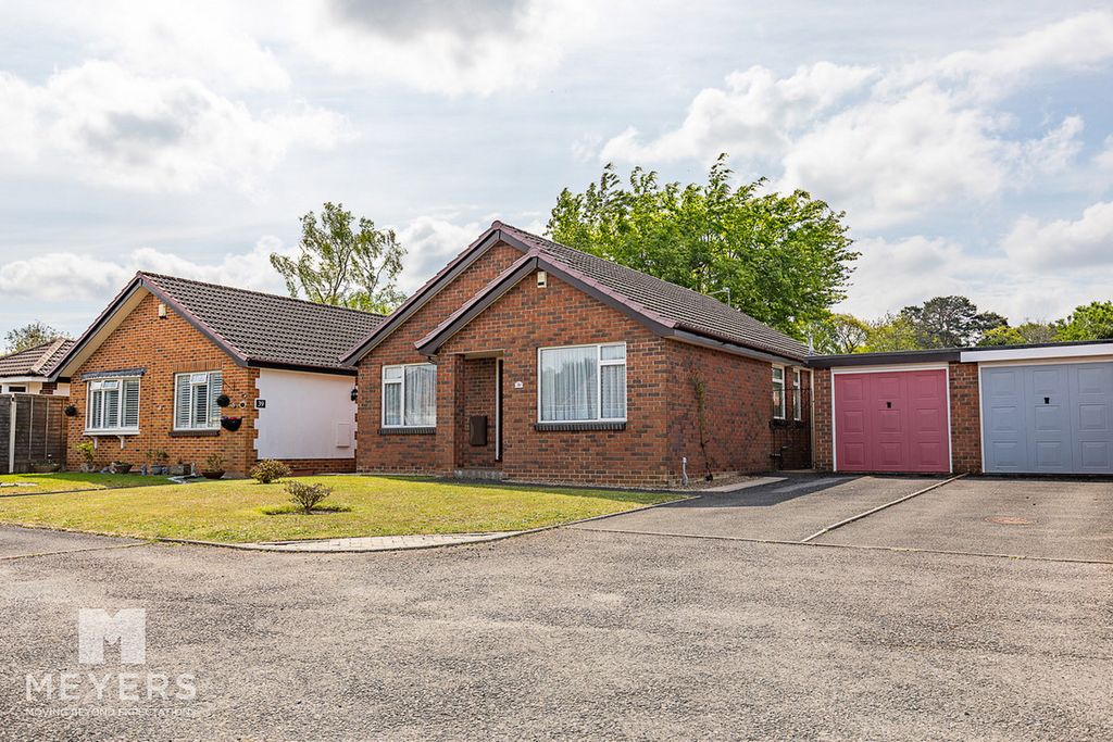 Property photo 1 of 12