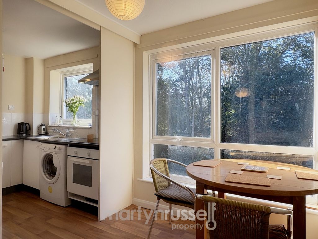 Property photo 3 of 9 4691355