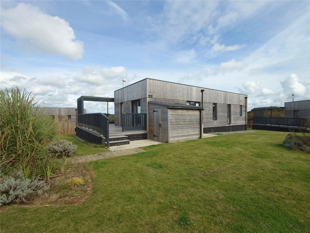 Property photo 1 of 21 Picture No. 05