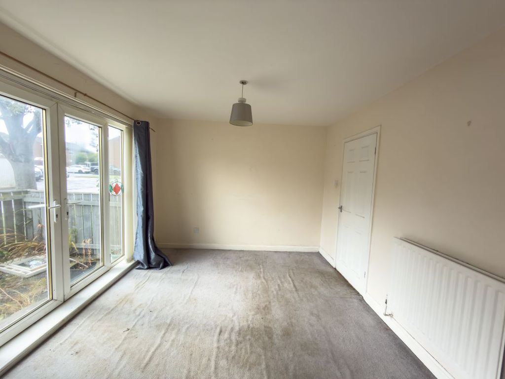Property photo 2 of 10 Image 2