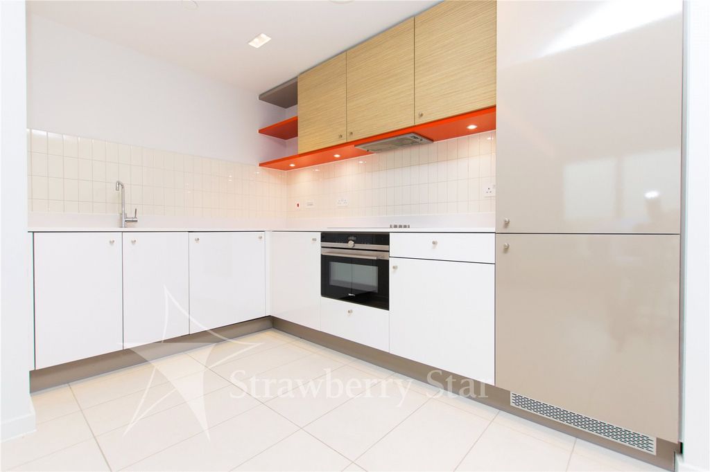 Property photo 1 of 9 Kitchen