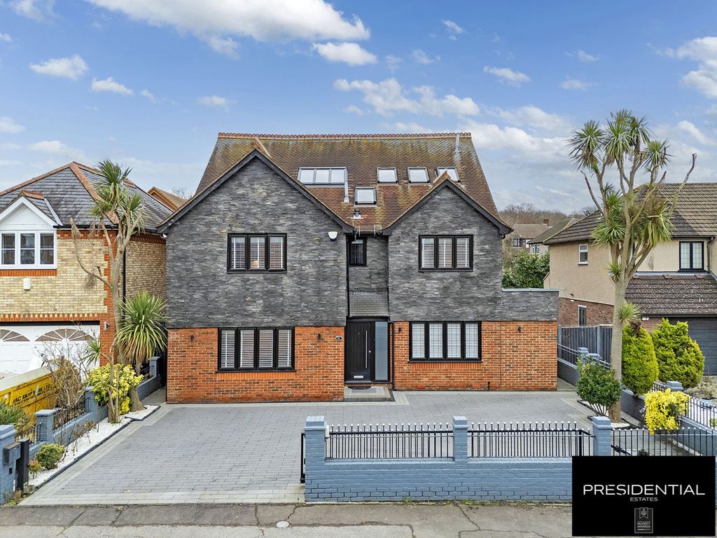 Property photo 1 of 49