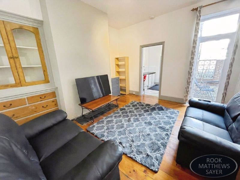 Property photo 2 of 6 Photo 6