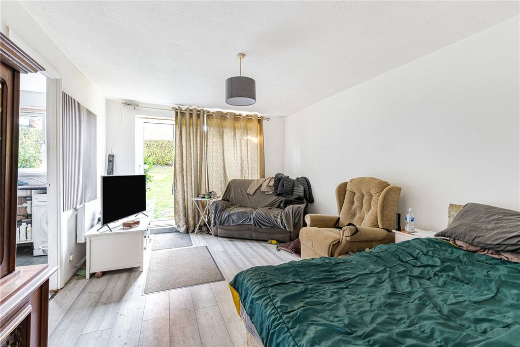 Property photo 3 of 14 Picture No. 05