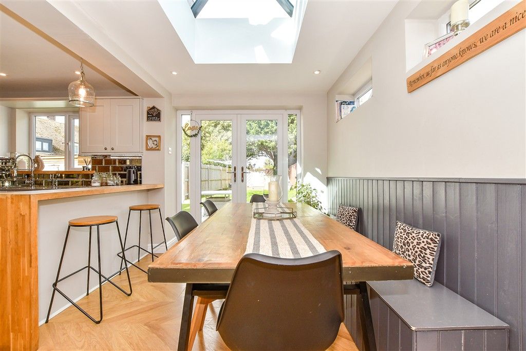 Property photo 1 of 11 Dining Area