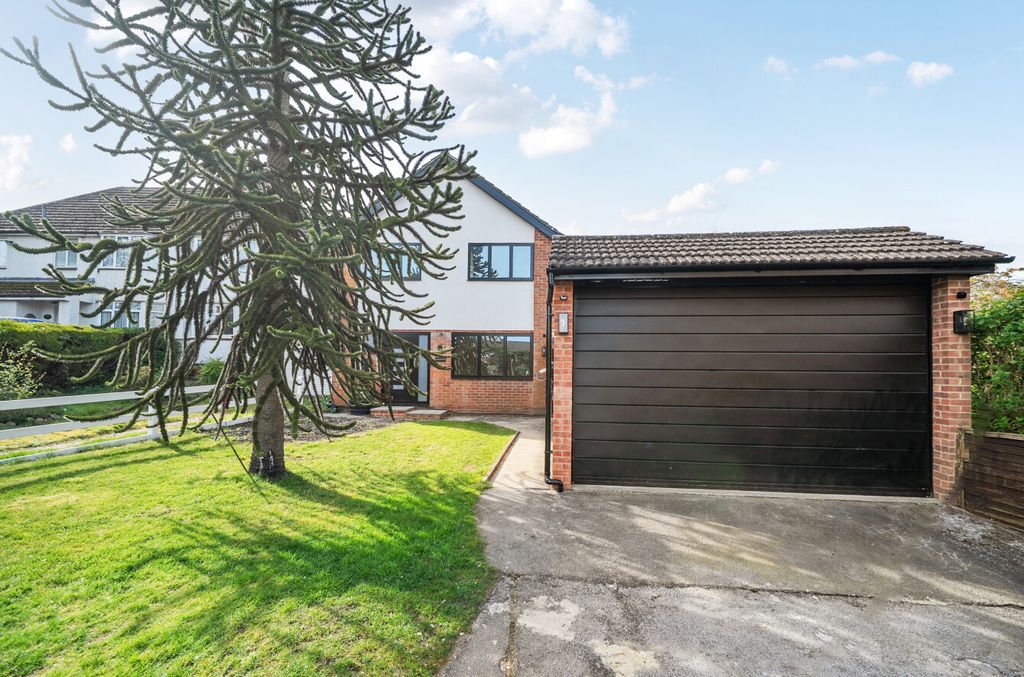 Property photo 1 of 19 1435438-16-69d771...