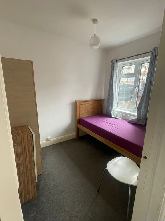 Property photo 3 of 5