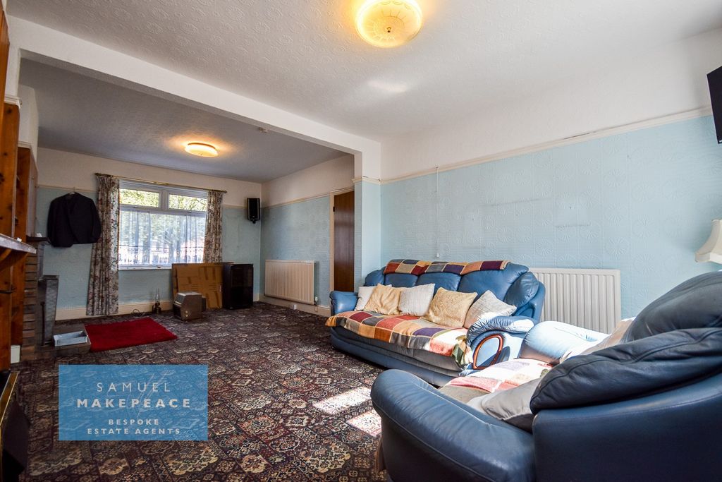 Property photo 2 of 18 Gallery