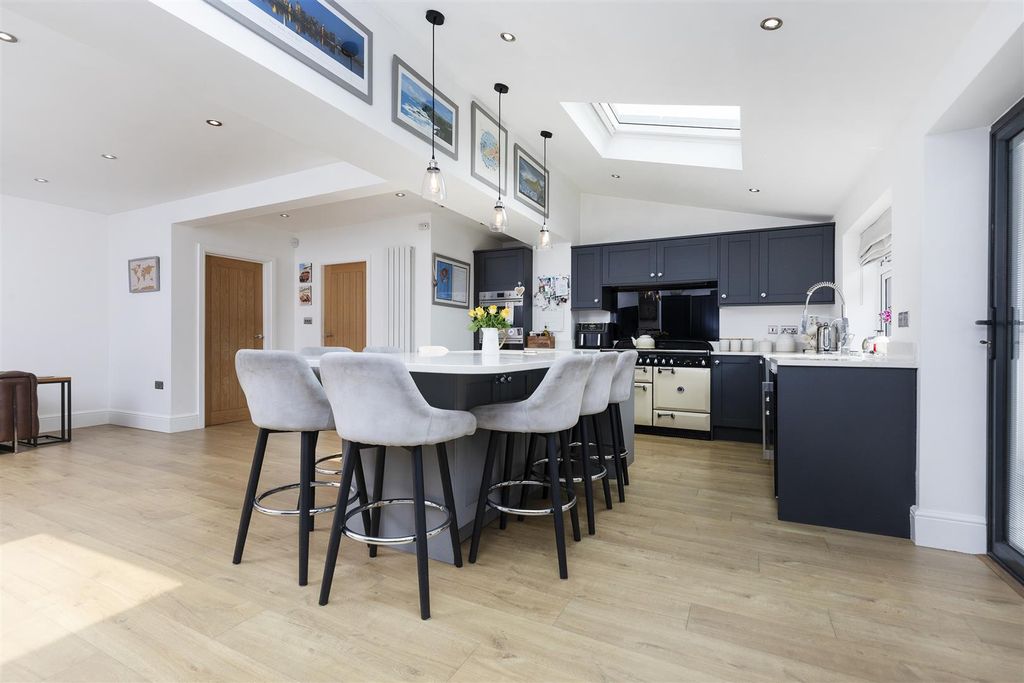Property photo 2 of 61 Living Dining Kitchen