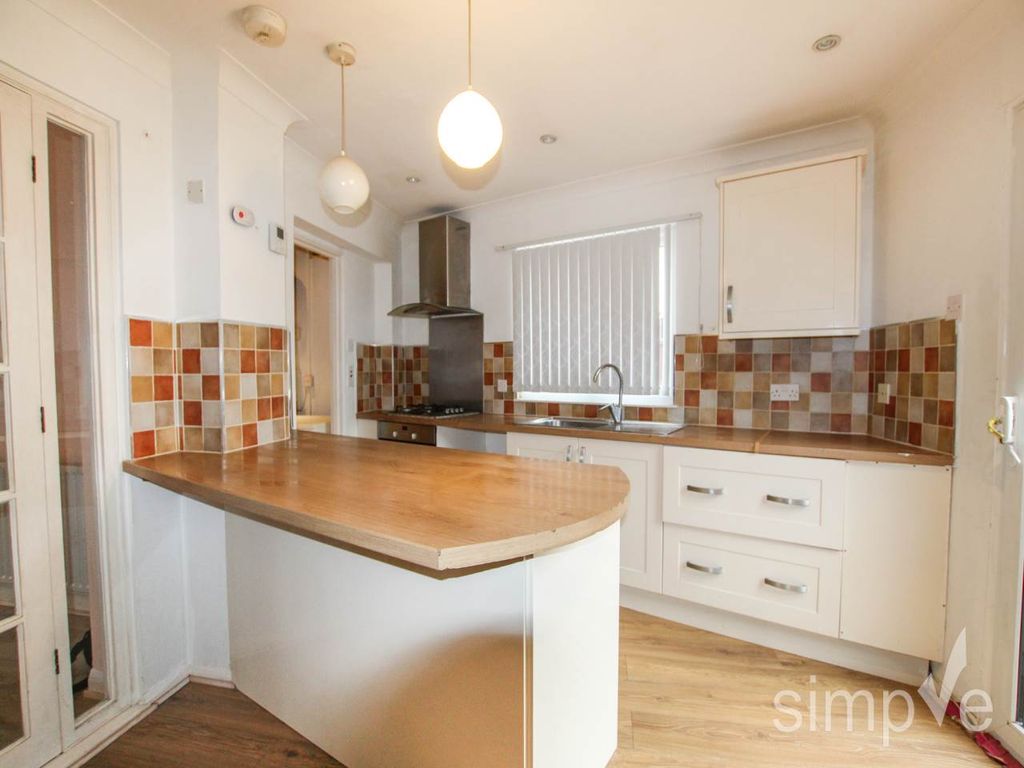 Property photo 3 of 16 Img_6429