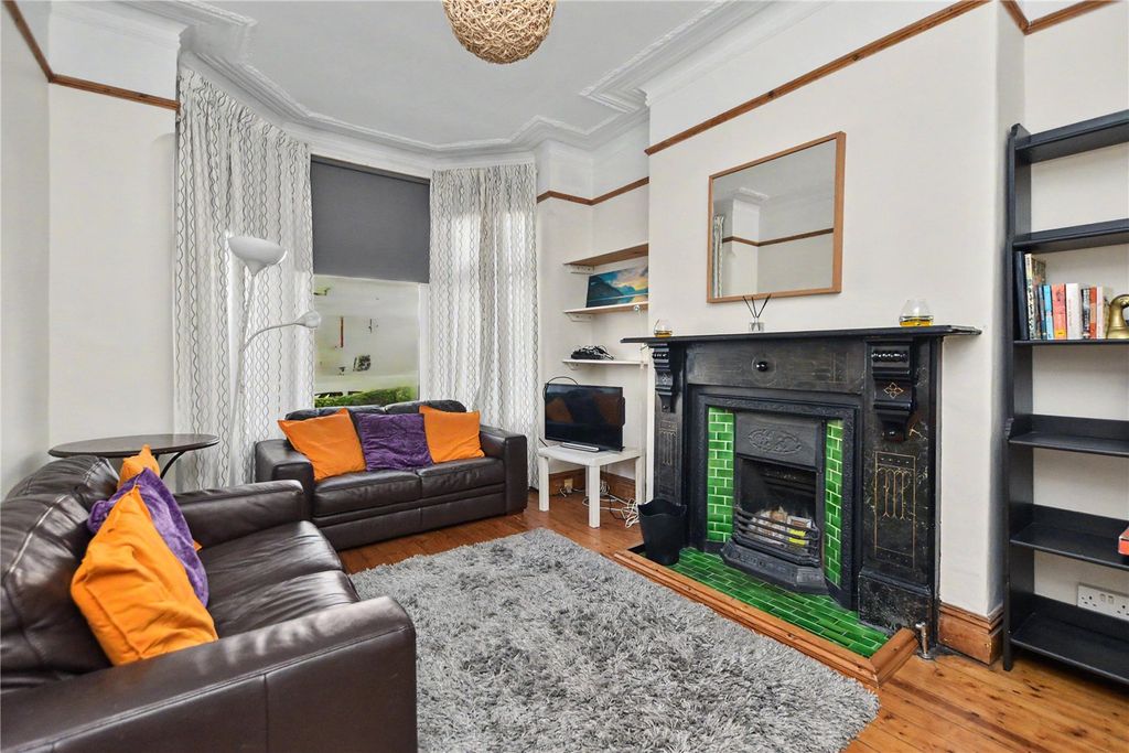 Property photo 2 of 17 Picture No. 03