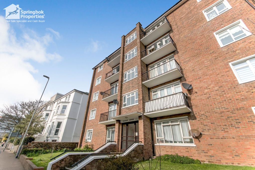 Property photo 1 of 13 Front View