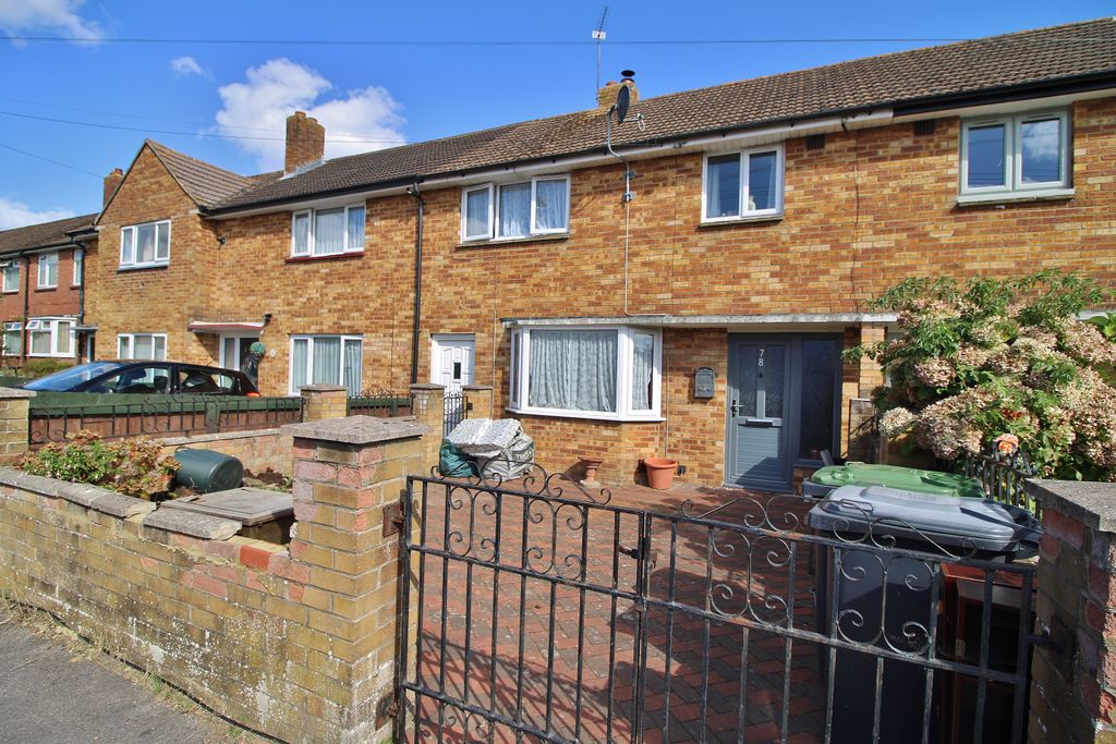 Property photo 1 of 12