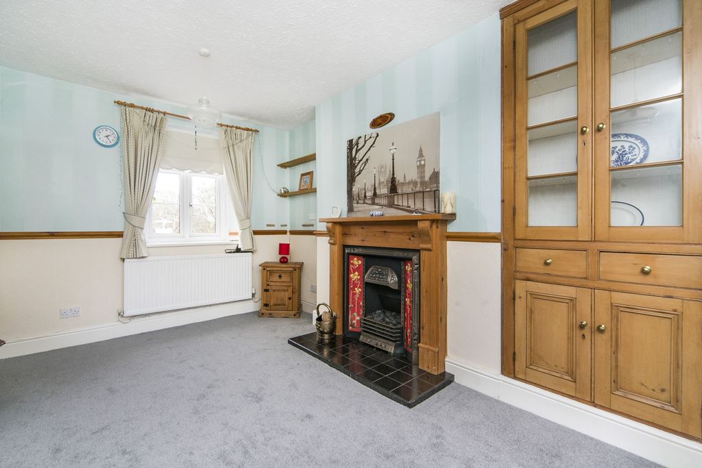 Property photo 3 of 20 Image 2