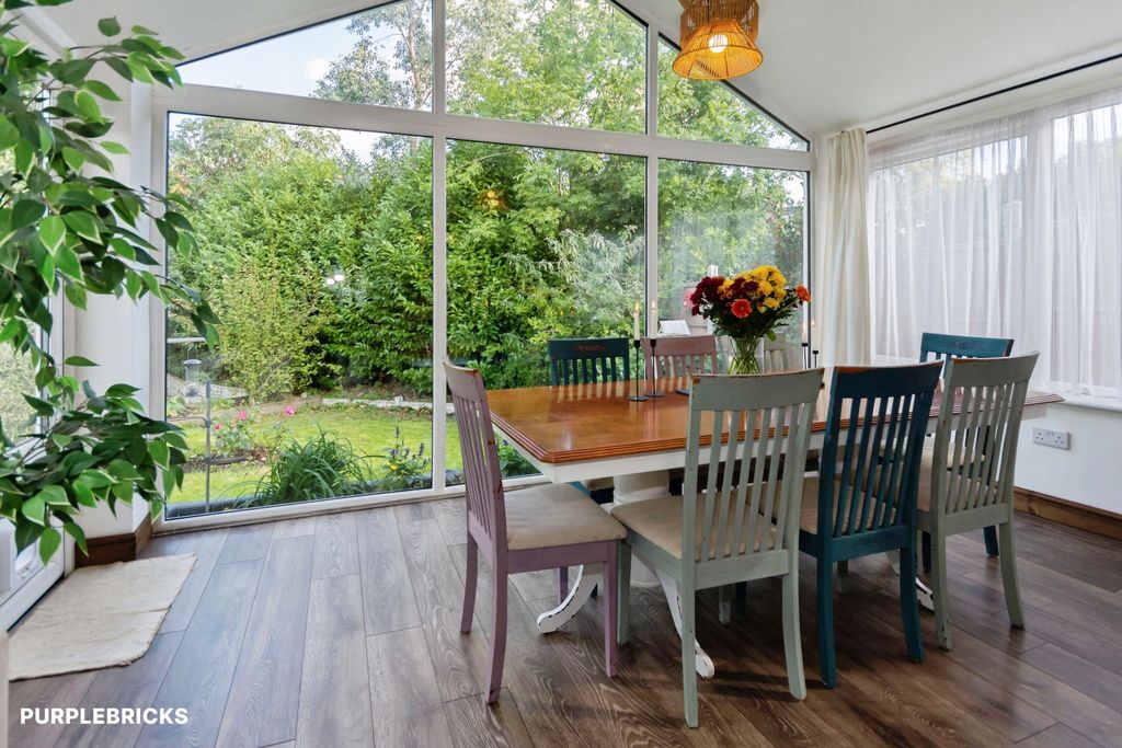 Property photo 3 of 36 Dining Area
