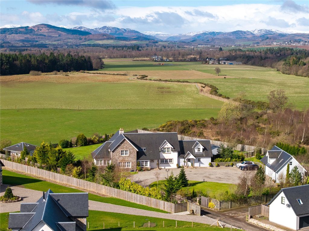 Property photo 1 of 35 Aerial