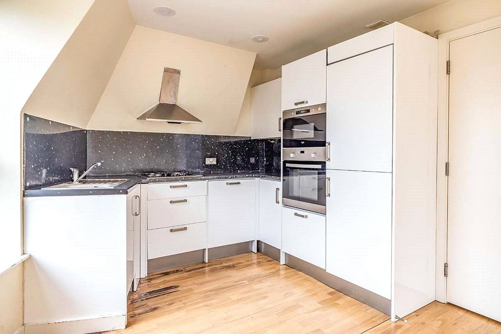 Property photo 2 of 8 Photography