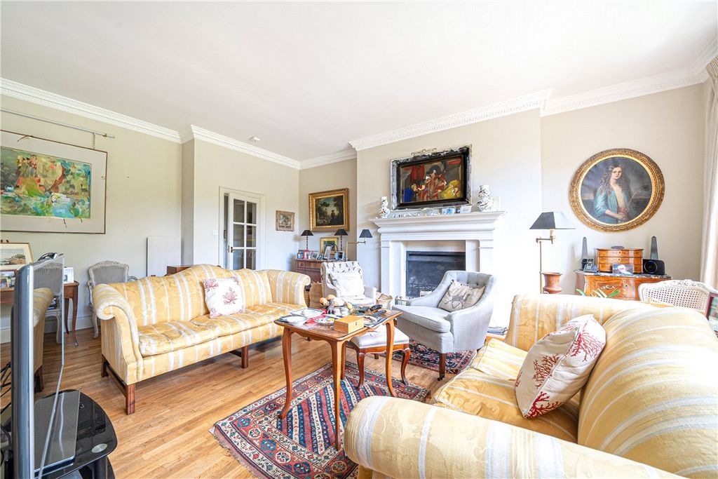 Property photo 3 of 16 Drawing Room