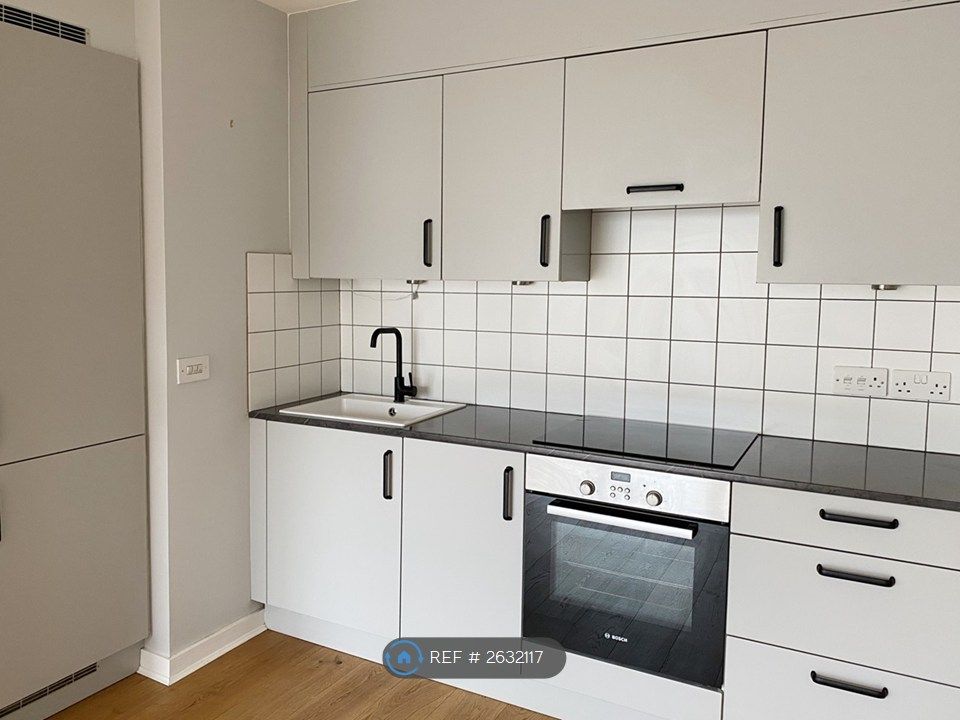 Property photo 3 of 14 Refurbished Open Kitchen