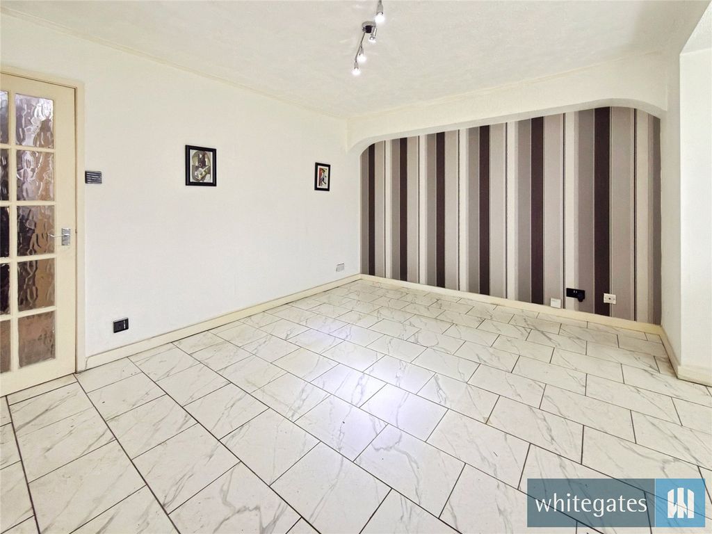 Property photo 3 of 7 Picture No. 07