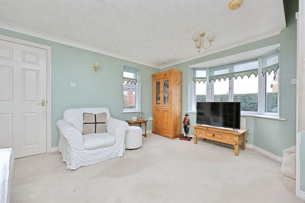 Property photo 3 of 26