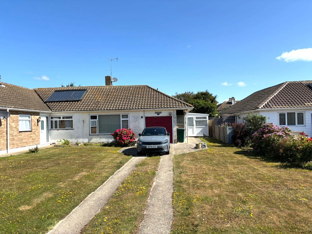 Property photo 1 of 12 1. External Front
