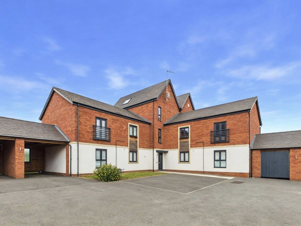 Property photo 1 of 19 4F6C5D6A-B391-438D-Bd1B-A6423CD554Db