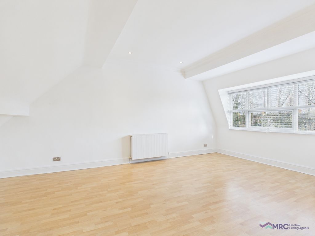 Property photo 3 of 14 Gallery