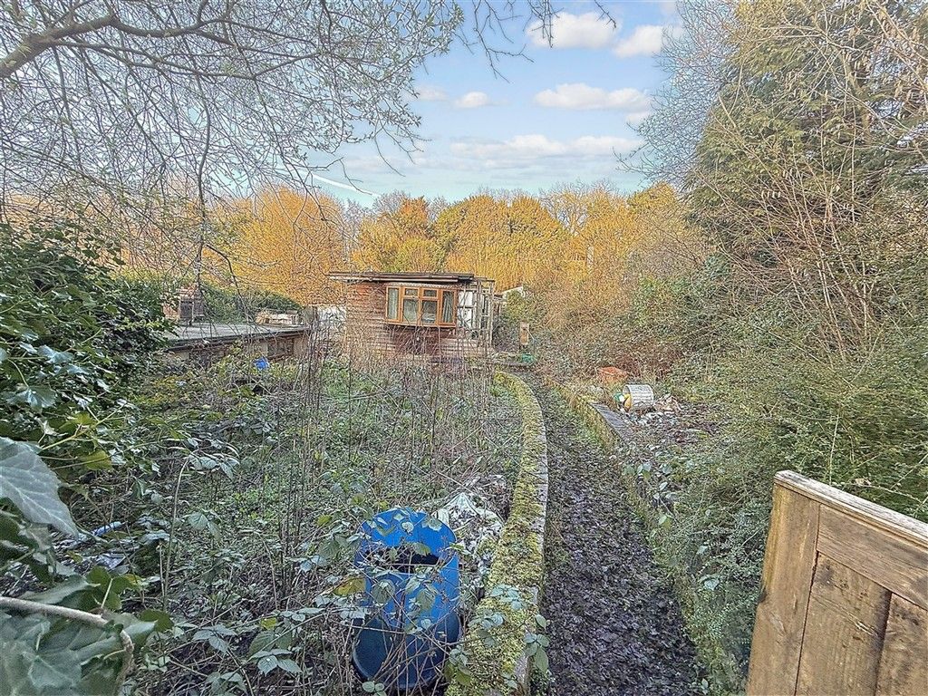 Property photo 2 of 5 Plot